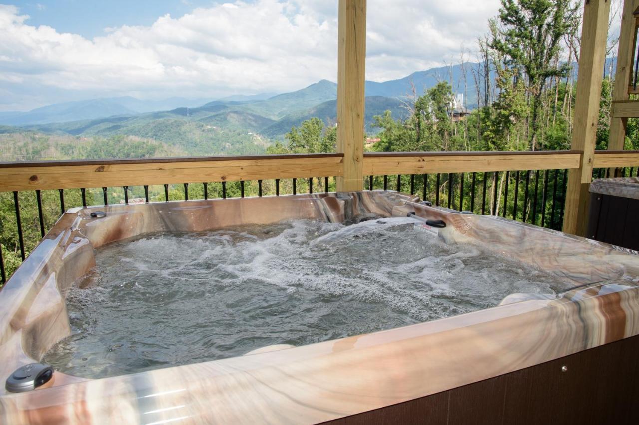 Mansion In The Sky Cabin Gatlinburg Exterior photo