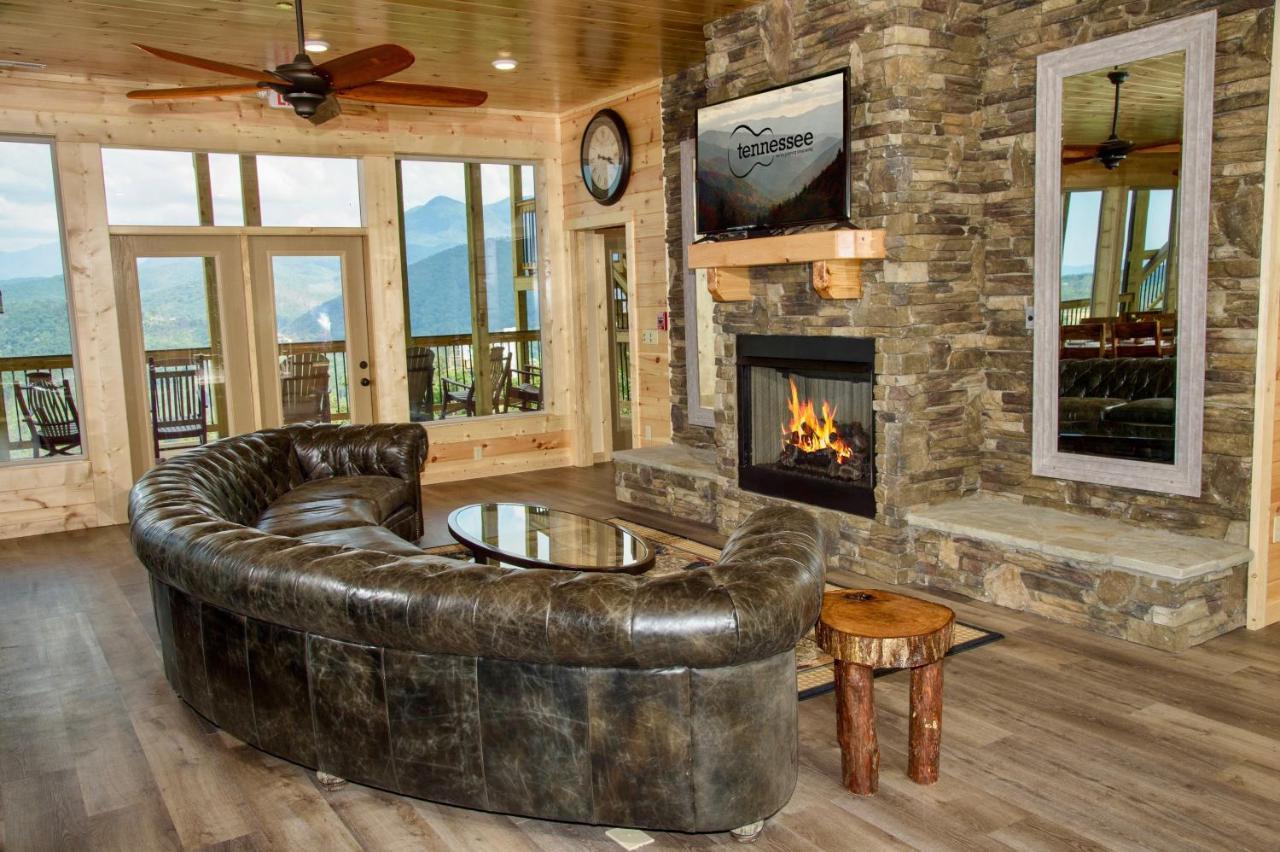Mansion In The Sky Cabin Gatlinburg Exterior photo