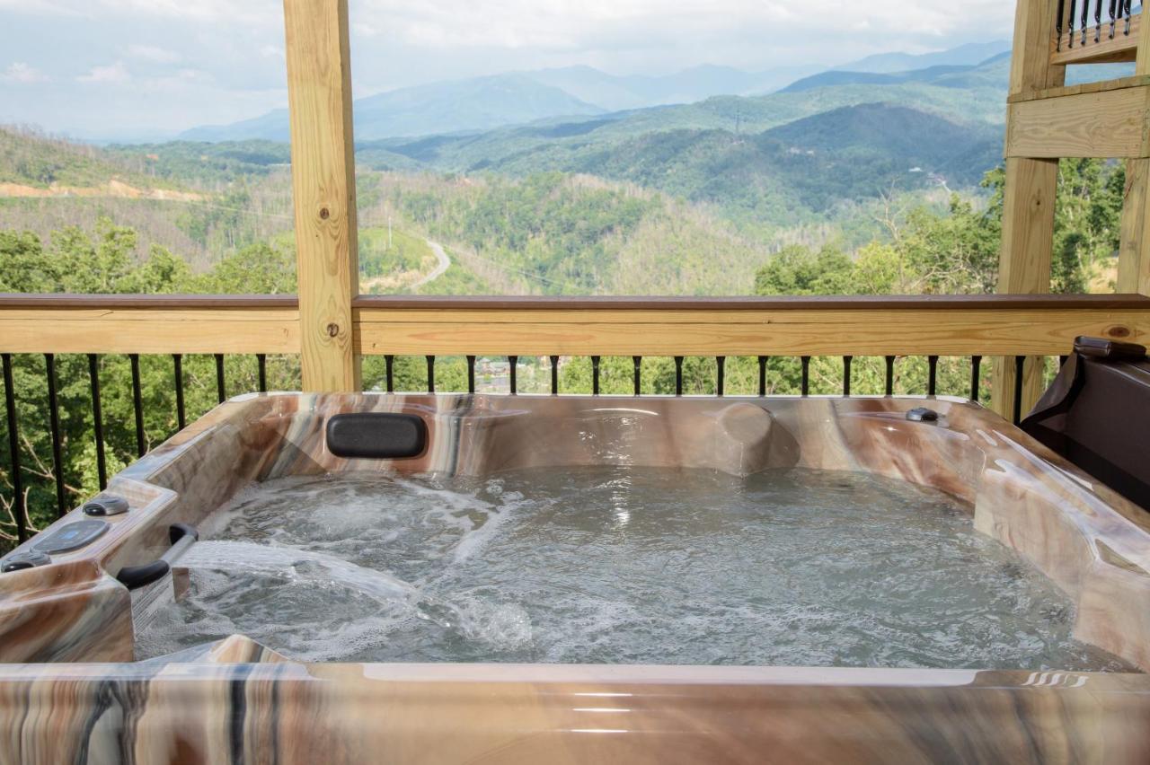 Mansion In The Sky Cabin Gatlinburg Exterior photo