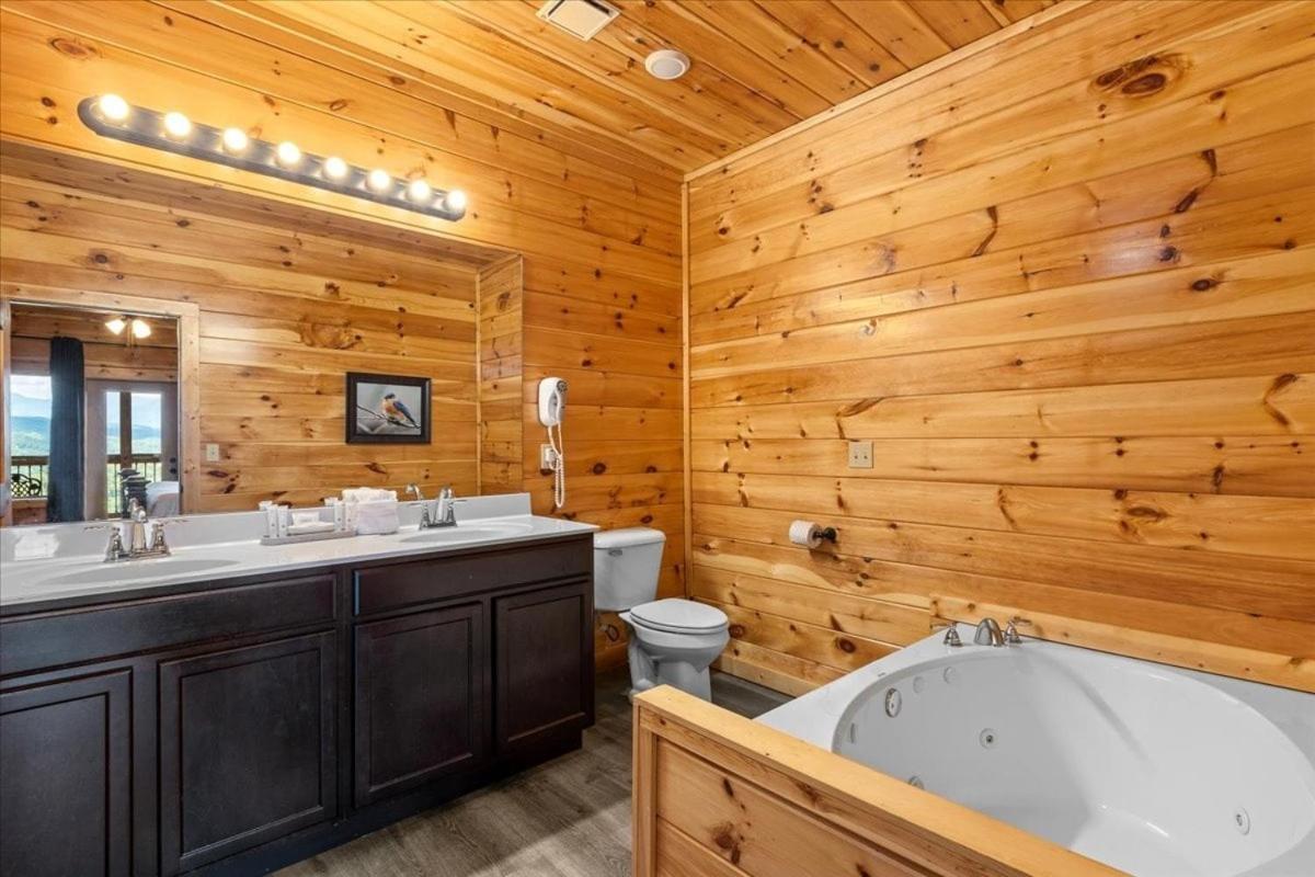 Mansion In The Sky Cabin Gatlinburg Exterior photo