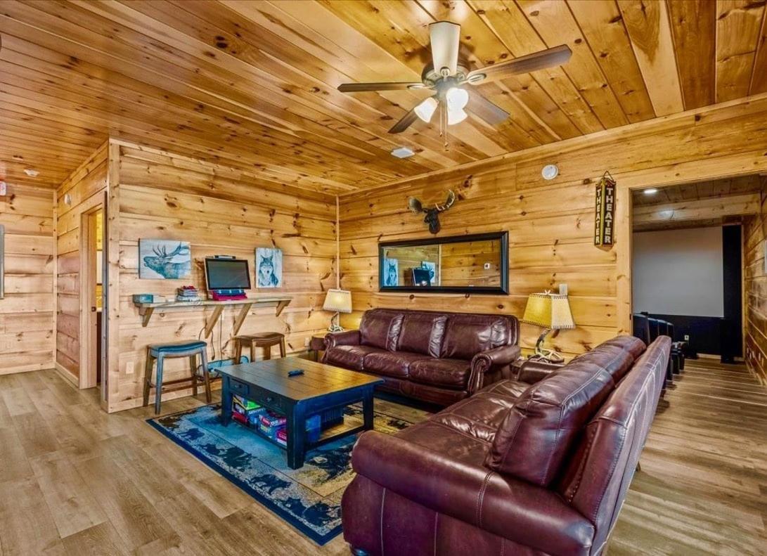 Mansion In The Sky Cabin Gatlinburg Exterior photo